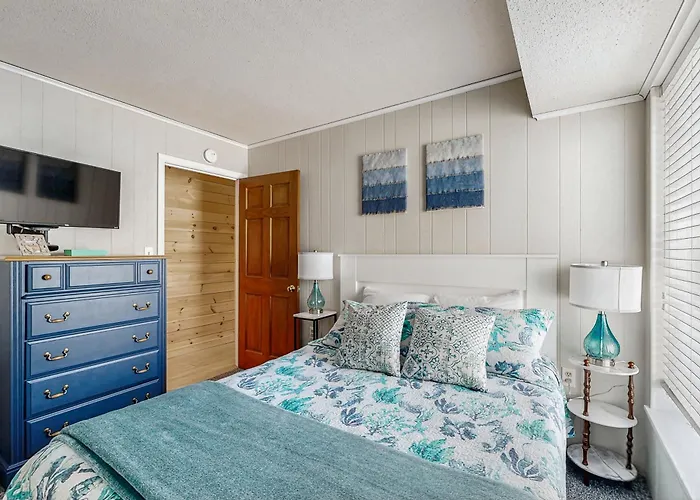 Summer Sands At 80 East *